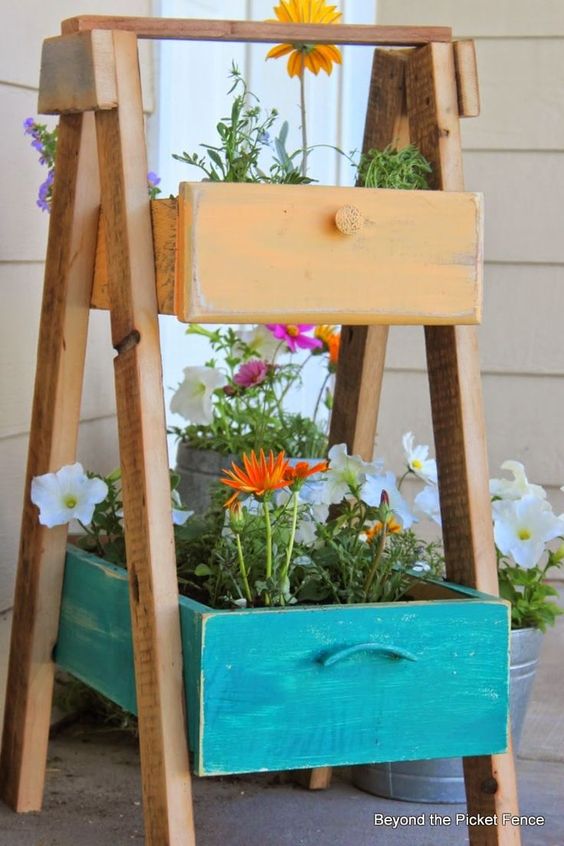 Create A Stunning Porch Planter